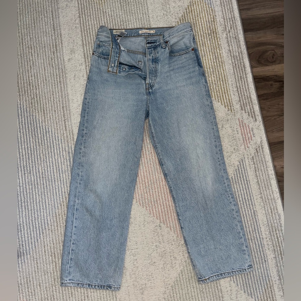 Levi’s Ribcage Straight Ankle Jeans Size 28 light wash - Picture 5 of 7